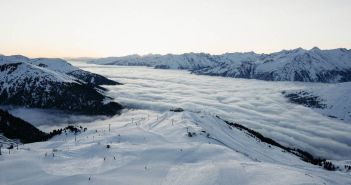 Früh morgens die Piste erobern: "Good Morning Skiing" in der Zillertal (Foto: Zillertal Arena)