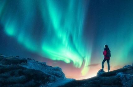 Entdecke die Vorteile eines Januar-Urlaubs: Weniger Menschenmassen, günstigere Preise, einzigartige (Foto: AdobeStock 638376215 den-belitsky)