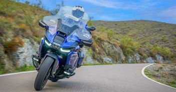 Wunderlich präsentiert zwei neue Marathon-Verkleidungsscheiben für BMW R1300 (Foto: Wunderlich GmbH)