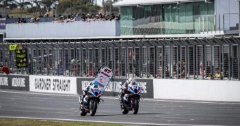 Oliveira und Petrucci beeindrucken beim Debüt auf BMW (Foto: BMW.)