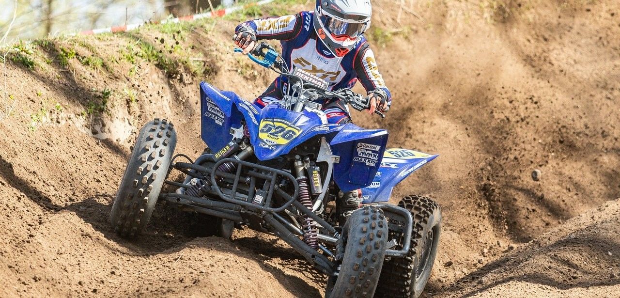 Larissa Papenmeier, Zienecker und Peter/Zimmermann dominieren DMX-Saisonauftakt in (Foto: ADAC Motorsport)