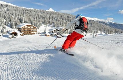 Südtirol Skiarena startet jetzt mit 18 Gebieten und (Foto: AdobeStock - topshots - 48855107)